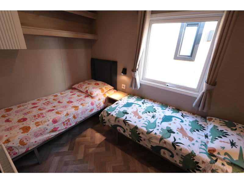 Stekelbos stacaravans en chalets