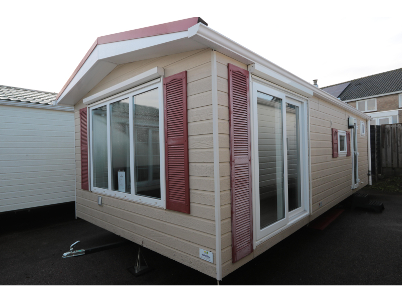 Stekelbos stacaravans en chalets