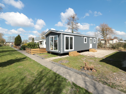 Tiny House Special  op Burghorn 85, een Nieuw chalet voor 63.950 euro - Uit voorraad leverbaar