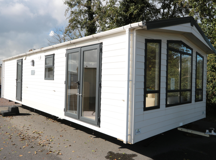 Stebo Excellent - Bouwjaar: 2018, een Occasion chalet voor 43.950 euro - Uit voorraad leverbaar