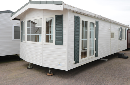 Maat Chalet, een Occasion chalet voor 22.950 euro - Uit voorraad leverbaar