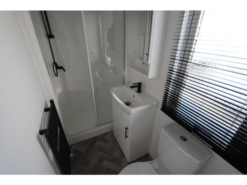 Stekelbos stacaravans en chalets