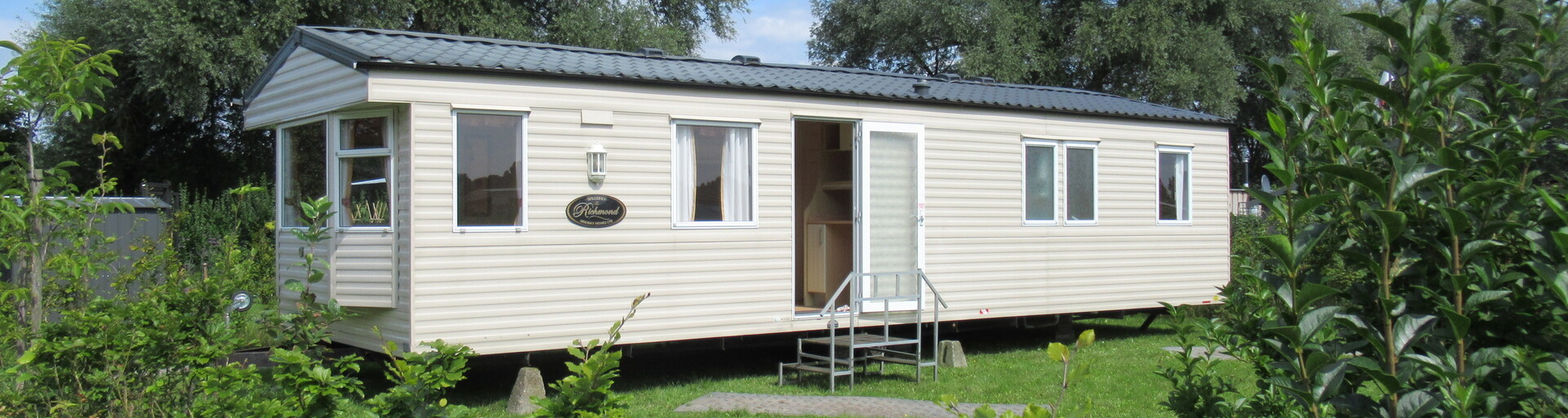 Oranjehof (Dirksland)