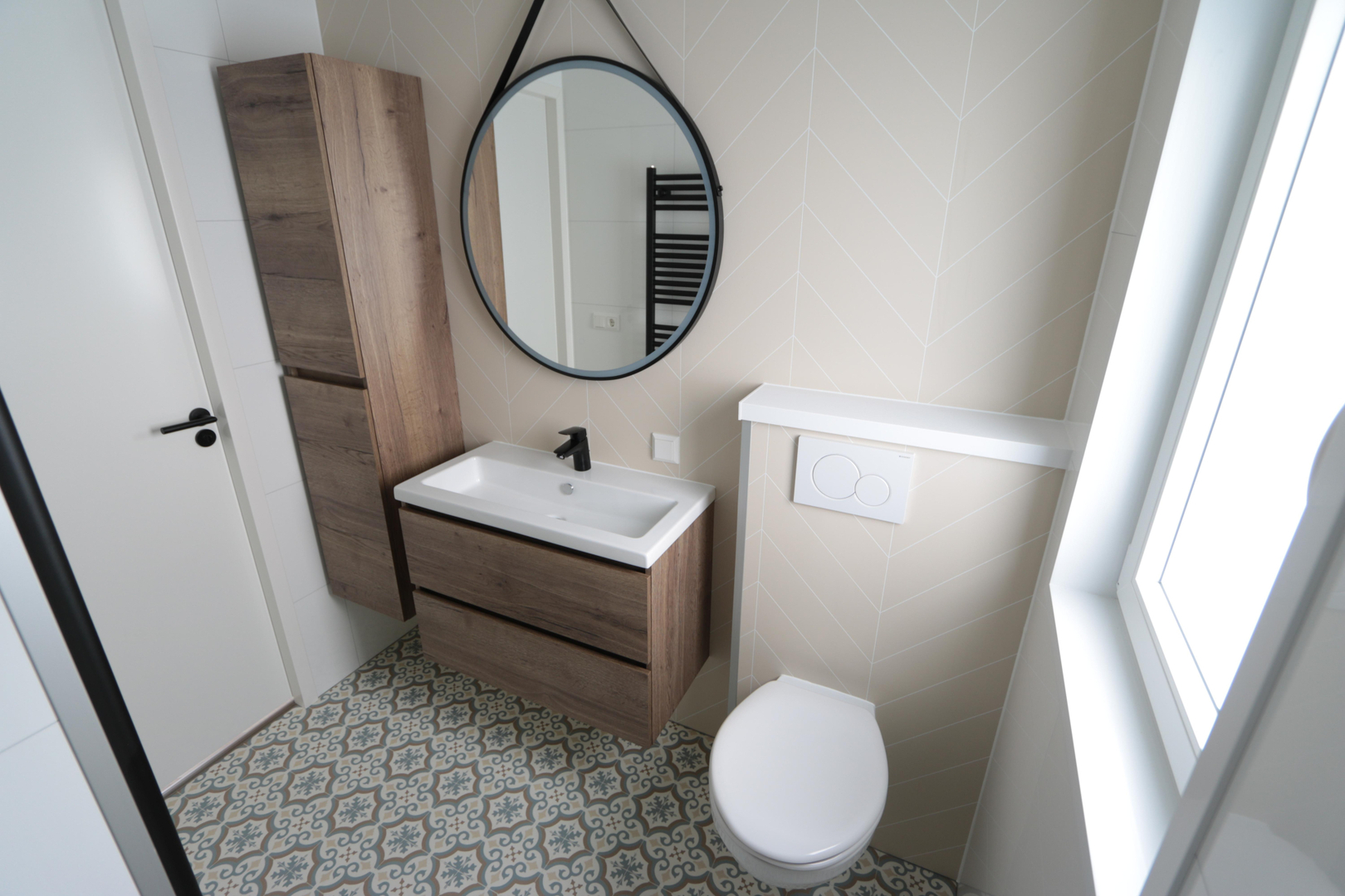 Neu chalet AMS-Rednerpult (1011049) 