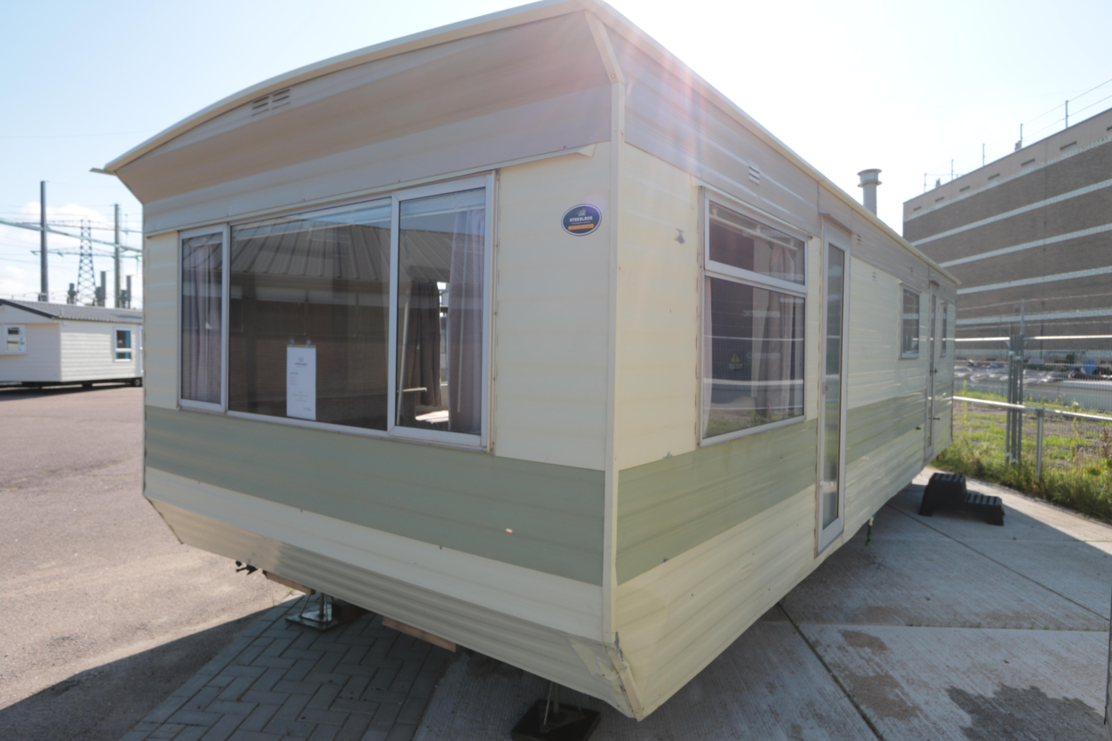Occasion stacaravan AMS 900 (1053622) 