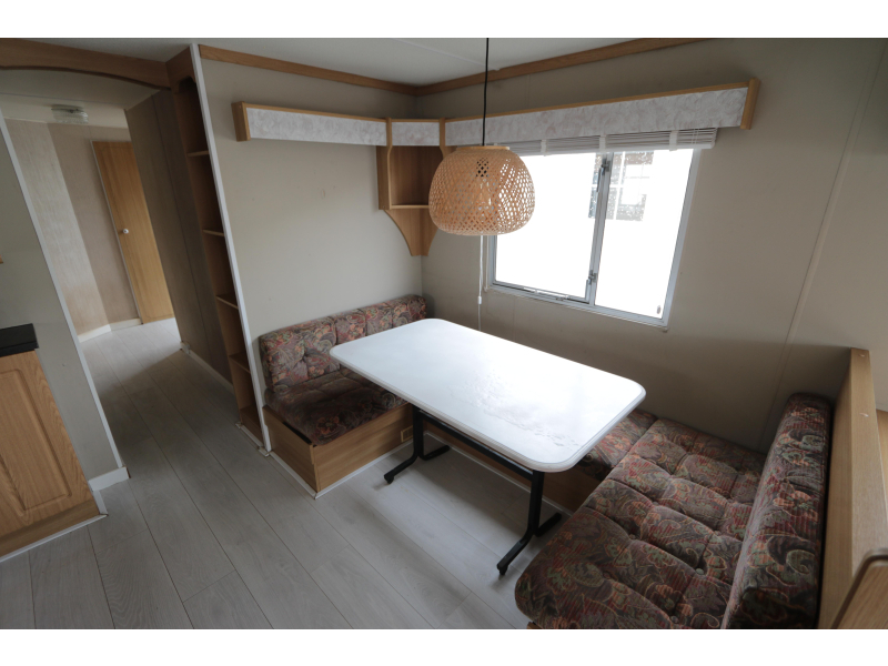 Stekelbos stacaravans en chalets