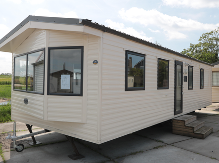 Atlas Aurora, een Occasion stacaravan voor 26.950 euro - Uit voorraad leverbaar