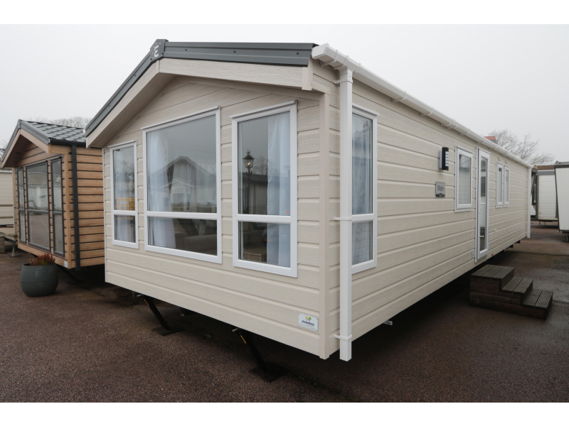 Stekelbos stacaravans en chalets