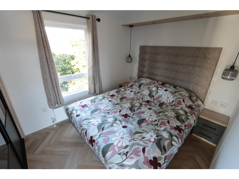 Stekelbos stacaravans en chalets