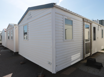 IRM Super Middenkamer, een Occasion chalet voor 14.950 euro - Uit voorraad leverbaar