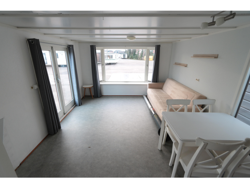 Stekelbos stacaravans en chalets