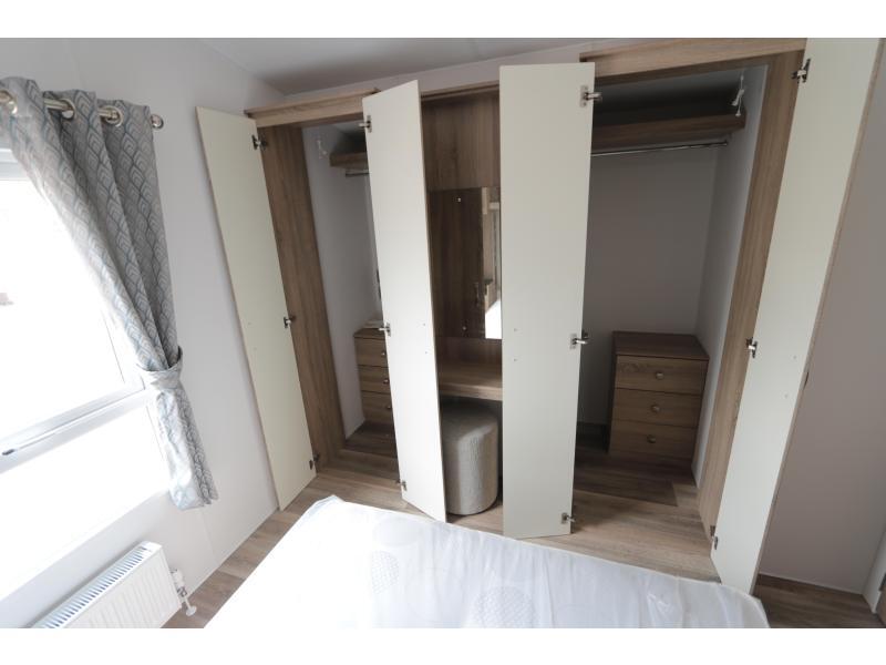 Stekelbos stacaravans en chalets