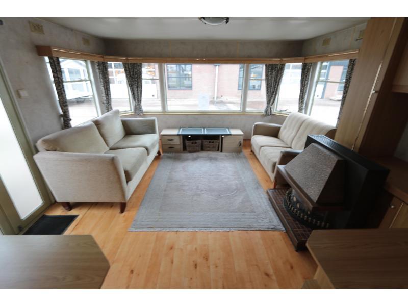 Stekelbos stacaravans en chalets