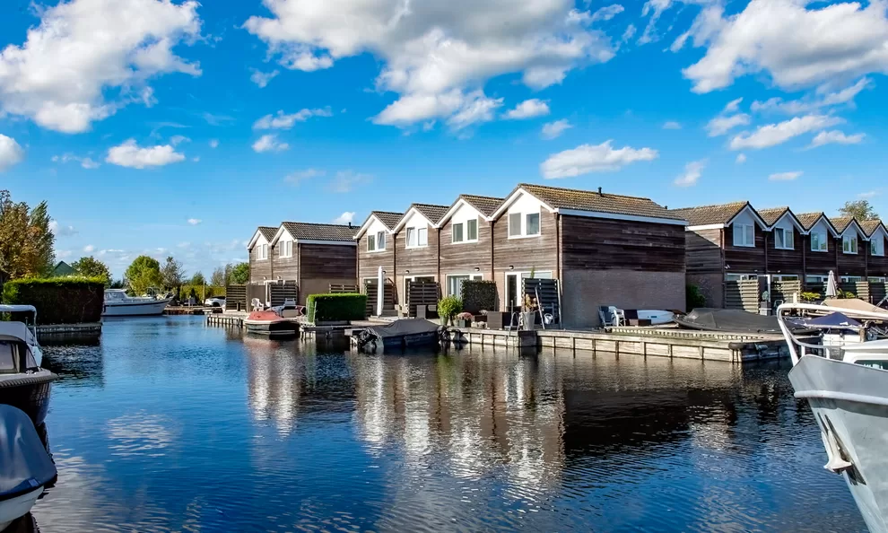 Caravanpark Achterbos B. V. (Vinkeveen)