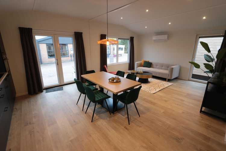 Neu chalet AMS Informelle Pflege - Maßgeschneidert (964106) 