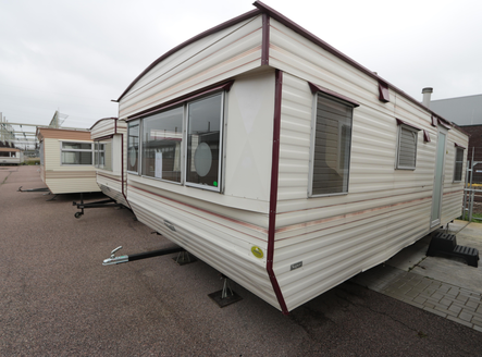 Ascot, een Occasion stacaravan voor 4.950 euro - Uit voorraad leverbaar