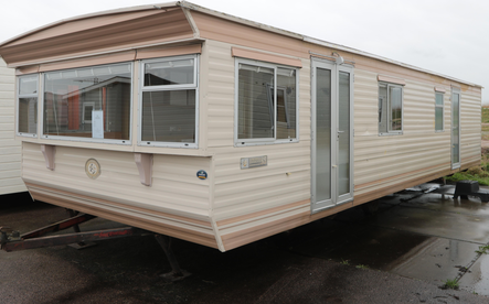 Cosalt, een Occasion stacaravan voor 5.950 euro - Uit voorraad leverbaar