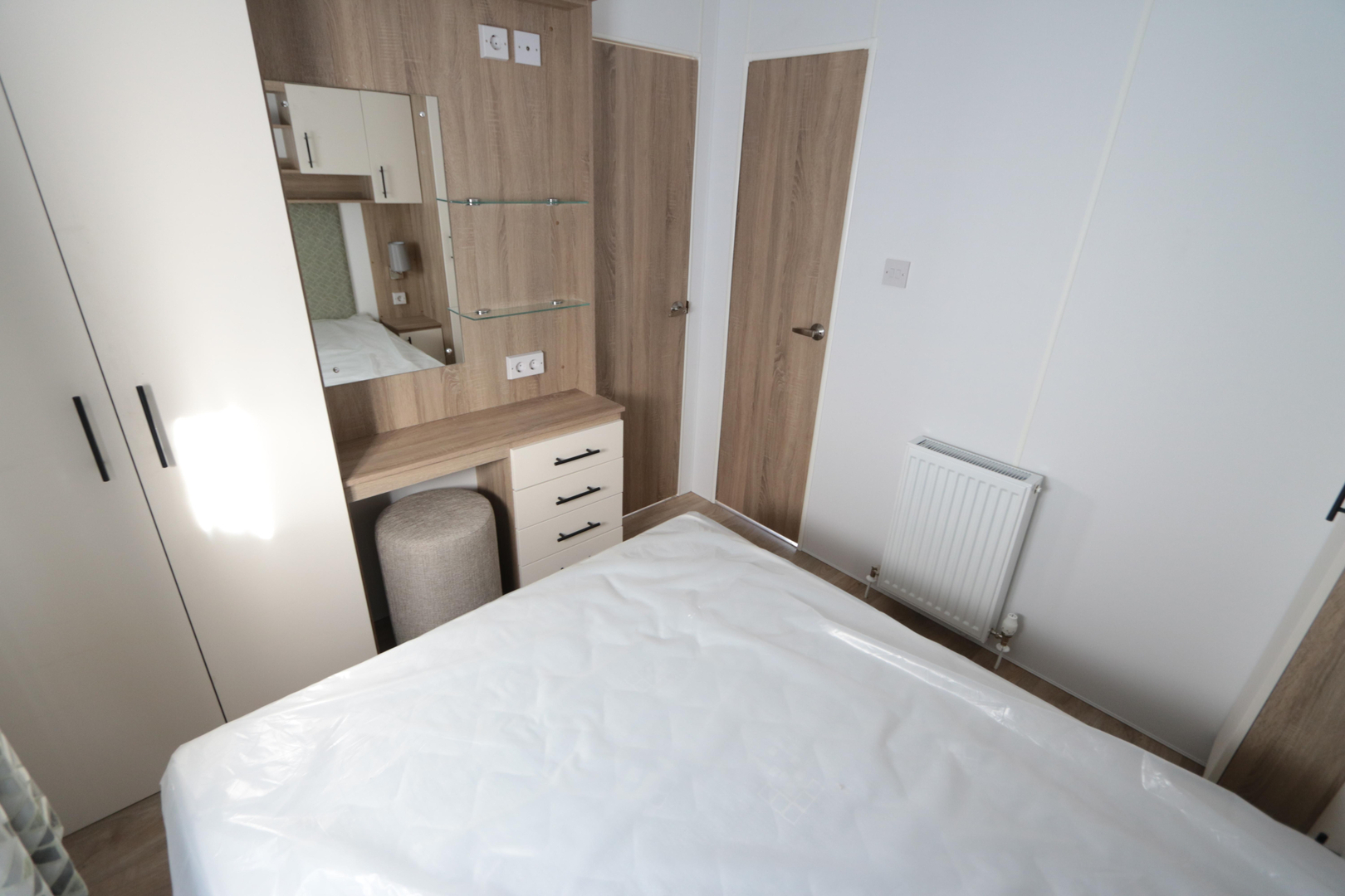 Neu stacaravan Europäischer Wacholder (886189) 