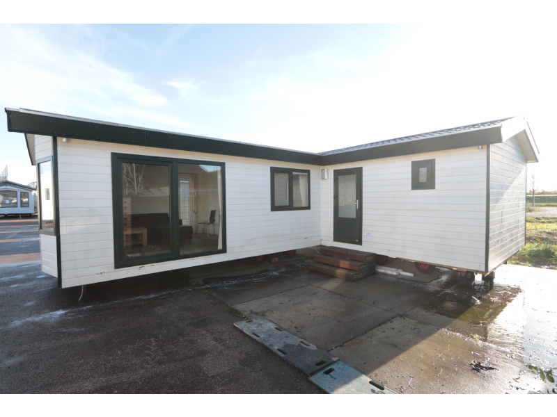 Stekelbos stacaravans en chalets