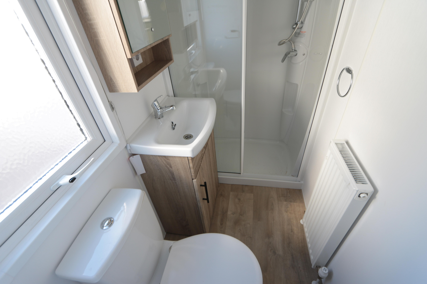 Neu stacaravan Europäischer Wacholder (886189) 