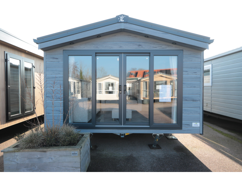 Stekelbos stacaravans en chalets