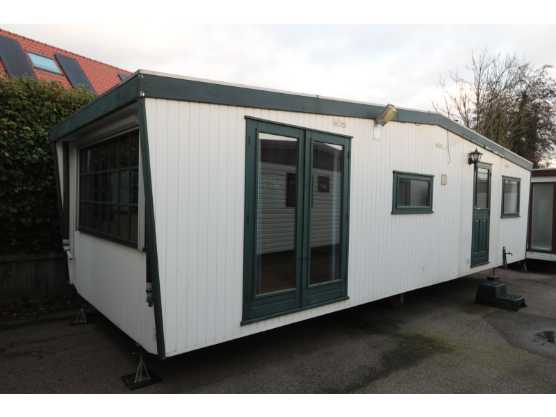 Stekelbos stacaravans en chalets