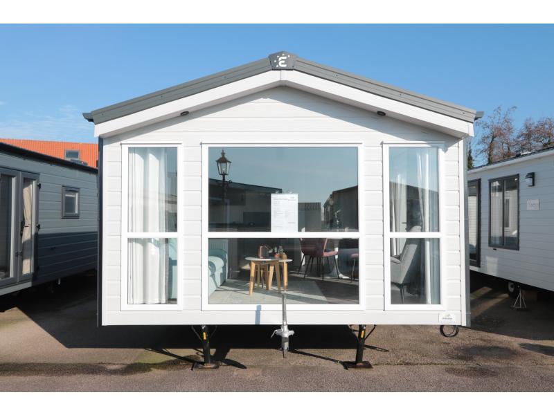 Stekelbos stacaravans en chalets